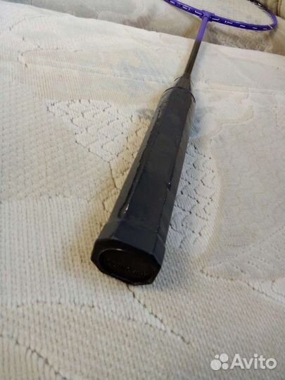 Ракетка для бадминтона с валанчиком