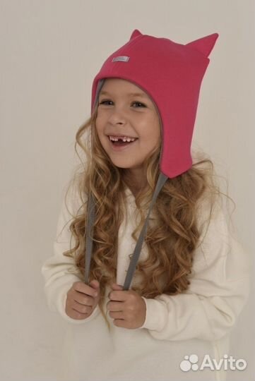 Шапка демисезонная для девочки новая