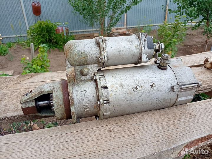 Прдается Стартер на Камаз 142