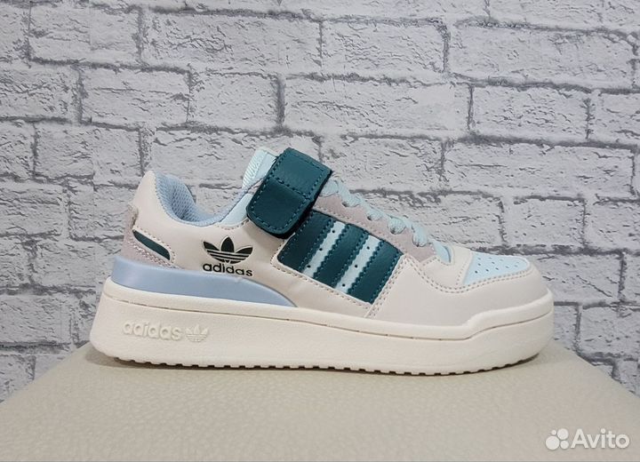 Кроссовки adidas forum. 36-41. Маломер