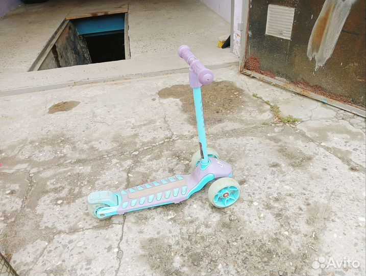 Самокат детский трехколесный бу