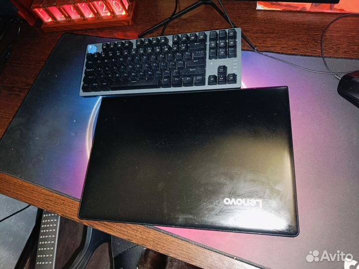 Ноутбук lenovo
