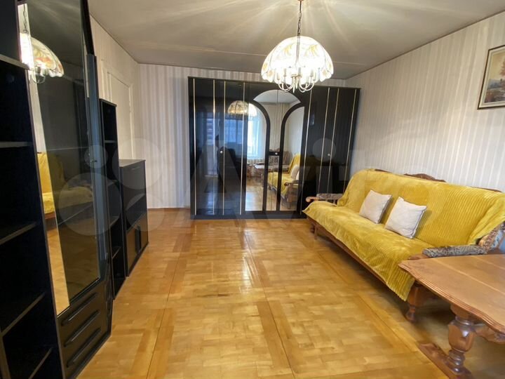 2-к. квартира, 55 м², 8/10 эт.