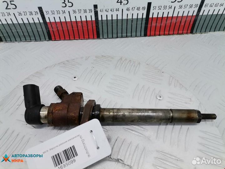 Форсунка Ford Focus 2 рест. 2010 9657144580