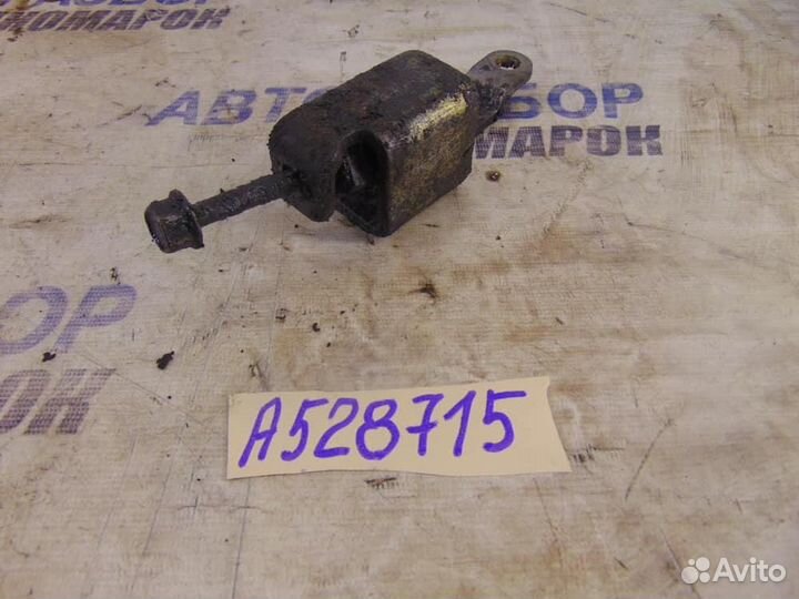 Кронштейн гидроусилителя для Mitsubishi Lancer IX