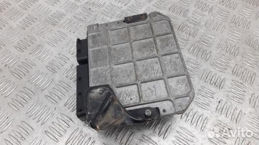 Блок управления двс toyota RAV 4 ZSA3 (7NI02PC01)