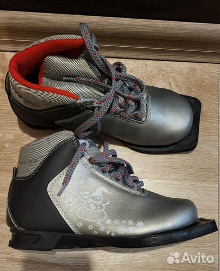 Ботинки для беговых лыж детские