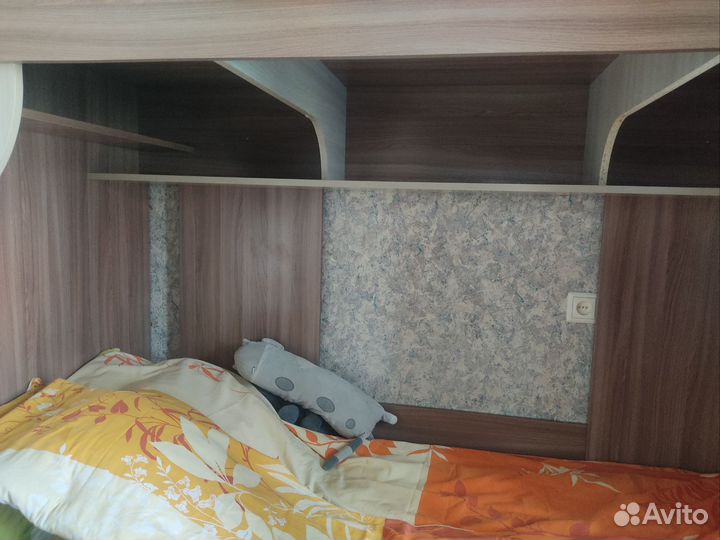 Двухъярусная кровать бу с матрасами