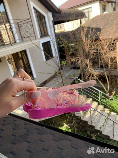 Босоножки для девочки