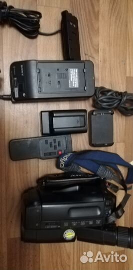 Видеокамера Sony HandyCam Video 8