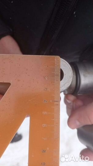 Крестовина на ивека tracker