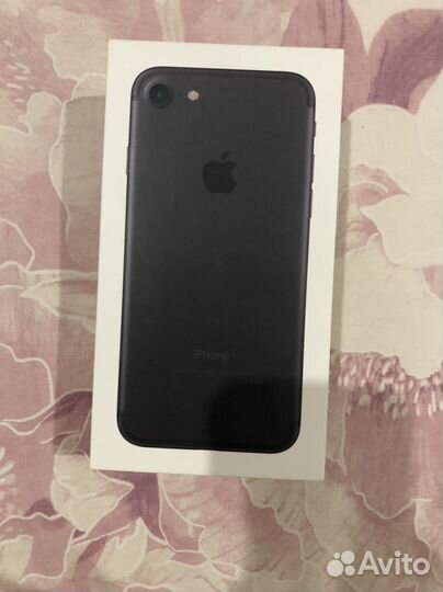 iPhone 7, 32 ГБ
