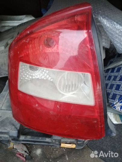 Фонарь задний Киа Церато 1,Cerato 1 2004-2006