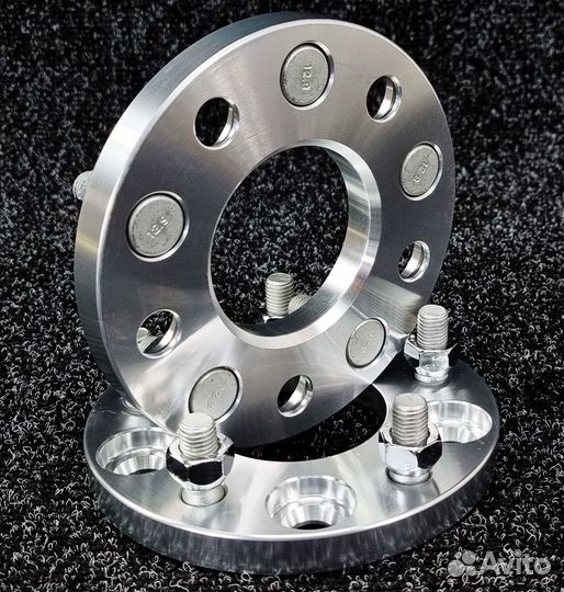 Проставки ступичные 15мм - 5x114 цо 67, M12x1.5