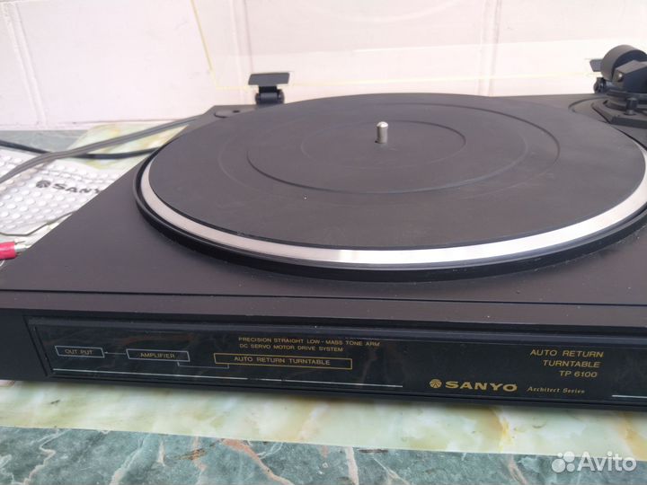 Проигрыватель винила Sanyo TP 6100