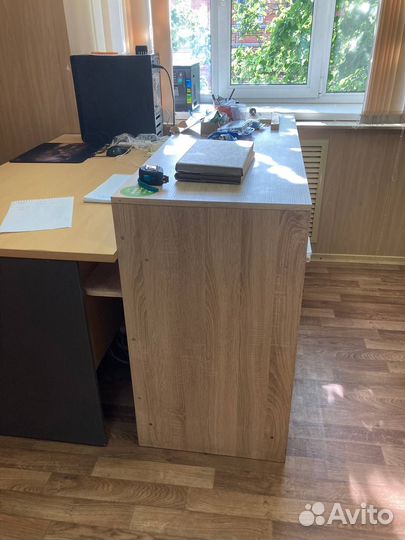 Тумба торговая