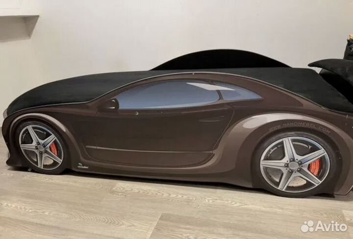 Детская кровать-машина бу