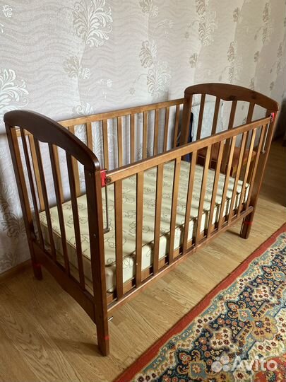 Кроватка с кокосовым матрасом