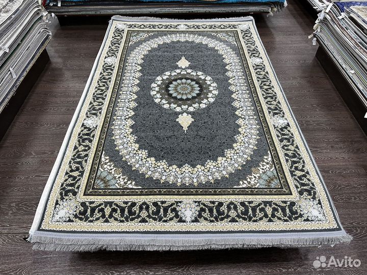 Ковер новый, Иран