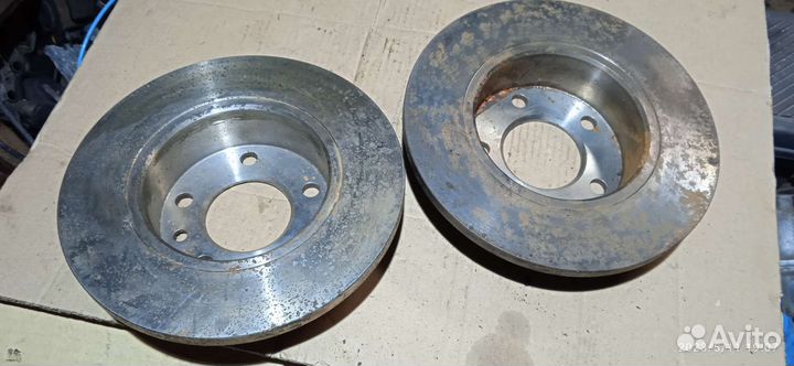 Диск тормозной передний Opel omega A невентилируем
