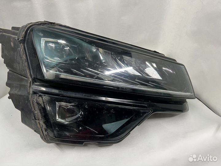 Фара правая Skoda karoq шкода карок