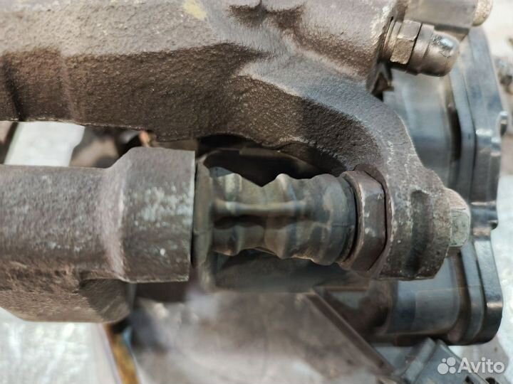 Суппорт тормозной задний правый Mazda CX-9 2 TC