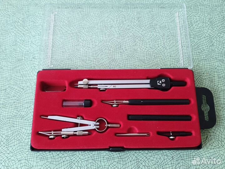 Набор для черчения. Новый