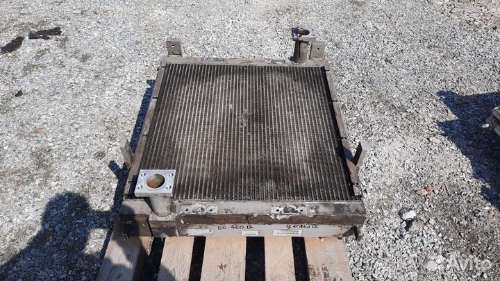 Радиатор масляный volvo EC460B