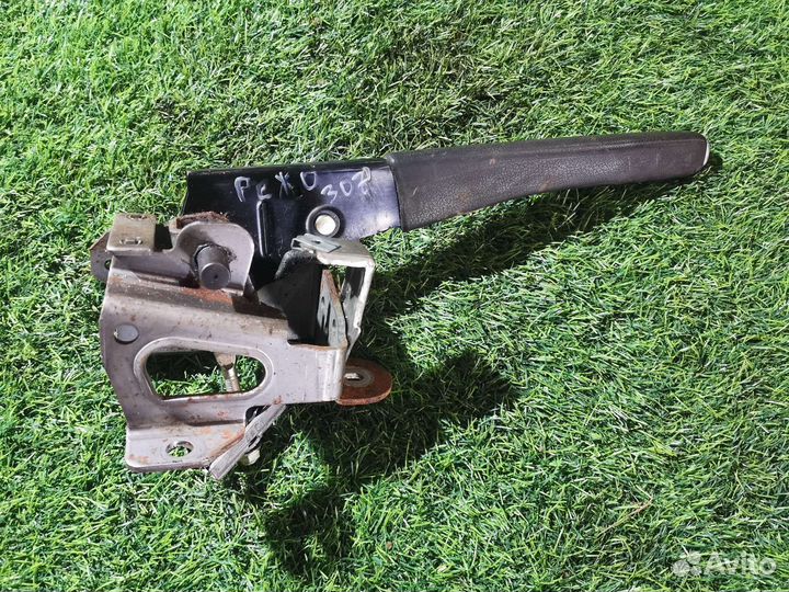 Рычаг ручника Peugeot 307