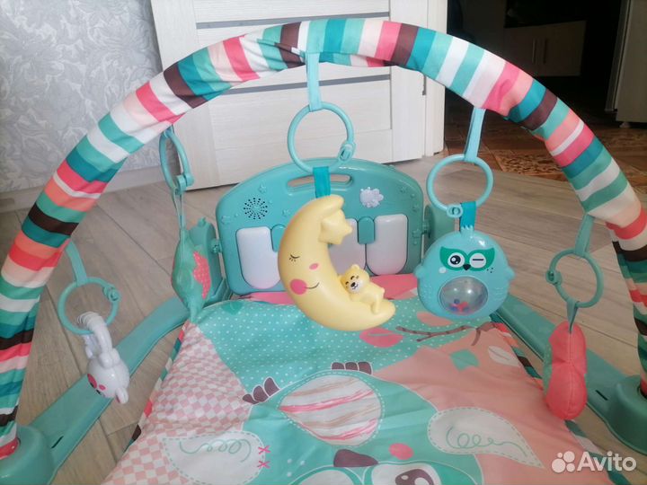 Развивающий коврик с пианино