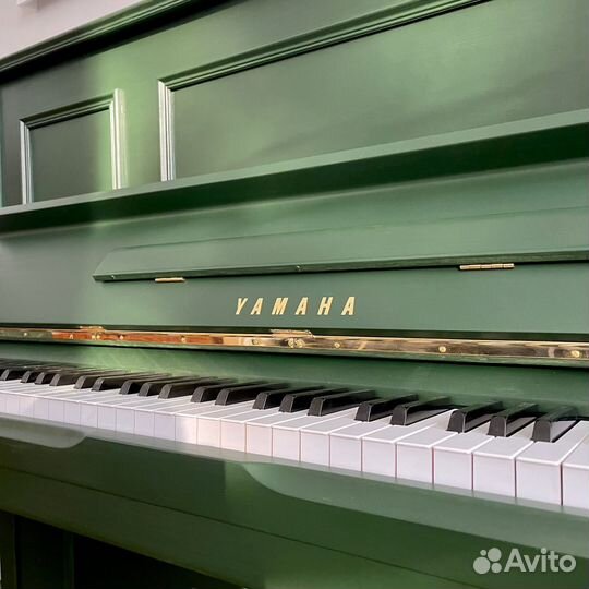 Акустическое пианино Yamaha + Аксессуары
