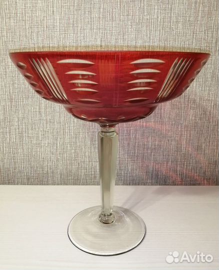 Шикарная большая ваза на ножке, хрусталь. СССР