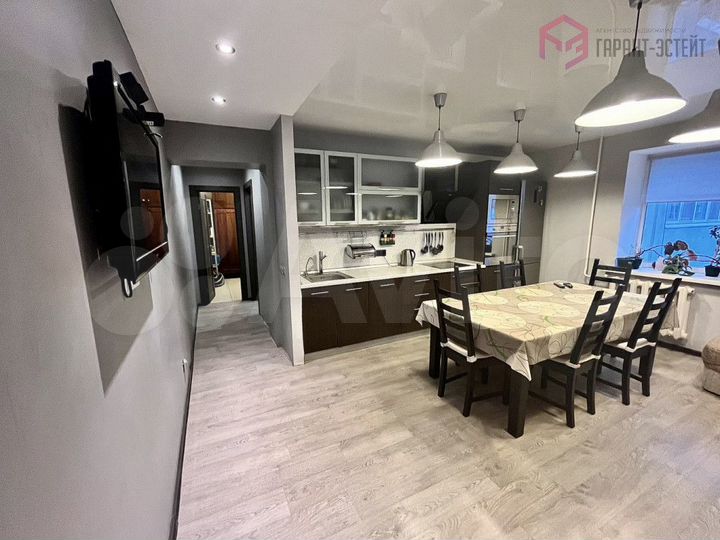 3-к. квартира, 104,7 м², 3/11 эт.