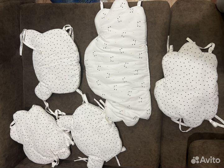 Бортики в кроватку