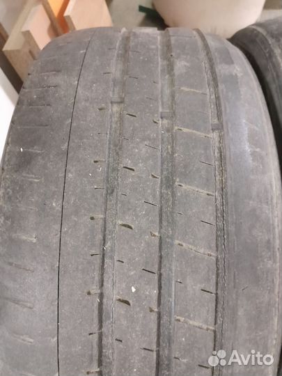 Pirelli P Zero 265/35 R20