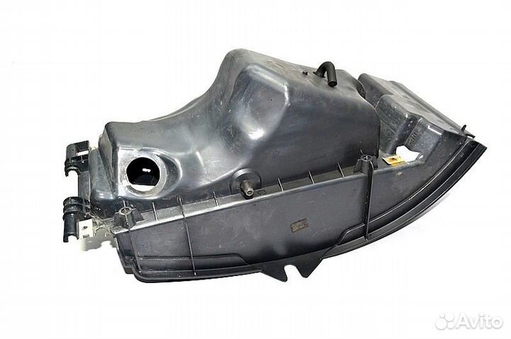 Корпус фары, правый scania P-series (01.04)