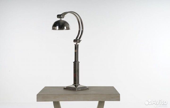 Лампа настольная