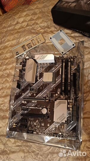 Ryzen 7 5800x3d + мать + 32гб озу