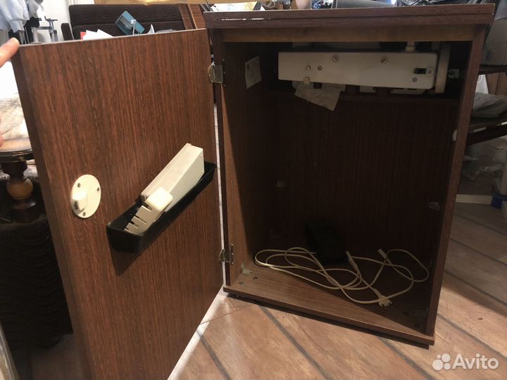 Швейная машинка Чайка 143