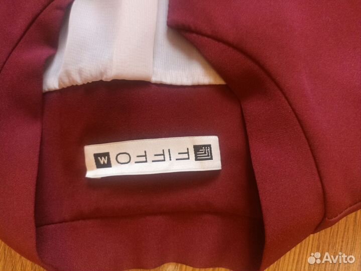 Костюм женский