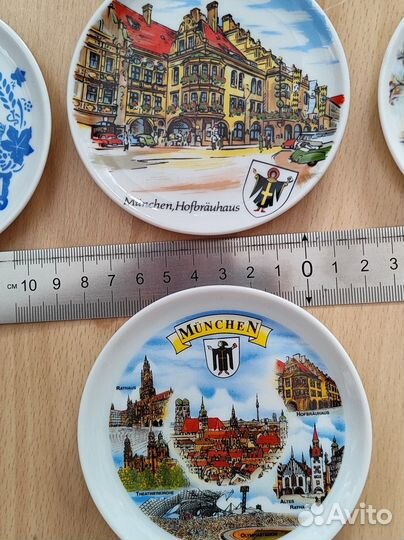 Тарелка сувенирная маленькая