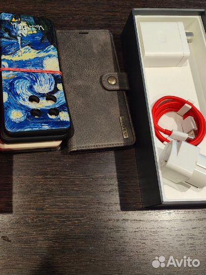 OnePlus 10 pro, 8/128 ГБ