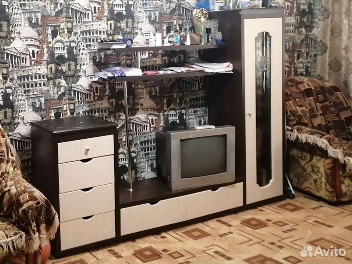 Стенка горка в зал