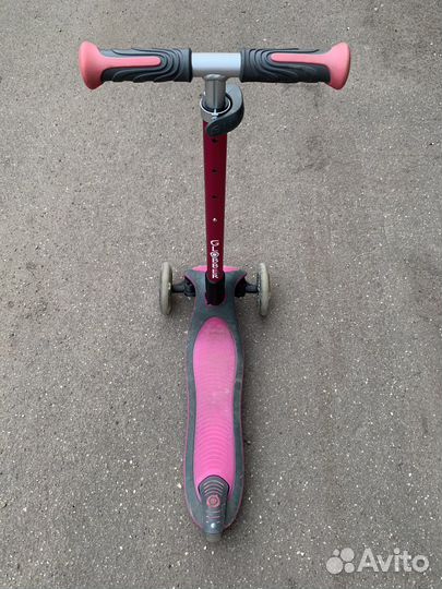 Самокат трехколесный Globber