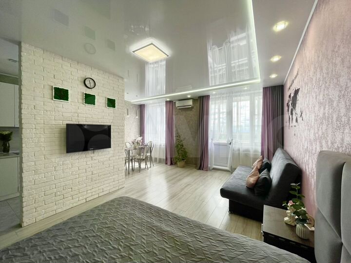 Квартира-студия, 42 м², 18/25 эт.