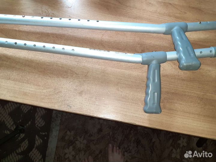 Костыли под локоть