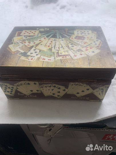 Шкатулка для хранения игральных карт