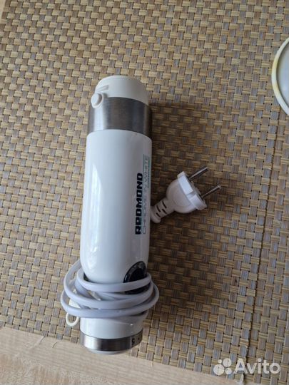 Блендер redmond RFP-3903