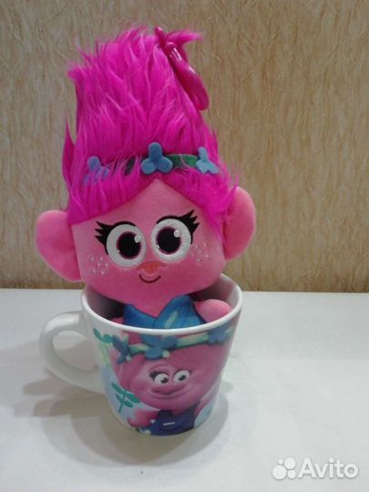 Кружка с игрушкой