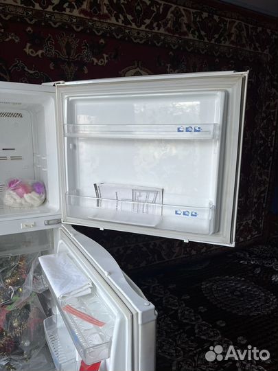 Холодильник на запчасти